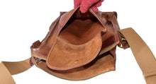 Load image into Gallery viewer, intage 1996 Ghurka Marley Hodgson No. 4 Gearpack Chestnut Vintage Leather 38 Messenger Crossbody Bag