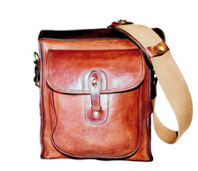 Load image into Gallery viewer, intage 1996 Ghurka Marley Hodgson No. 4 Gearpack Chestnut Vintage Leather 38 Messenger Crossbody Bag