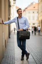Load image into Gallery viewer, 1998 Vintage Ghurka Marley Hodgson No. 95 “The Counselor” – Black Vintage Leather 38 Business Briefcase / Messenger Crossbody Bag