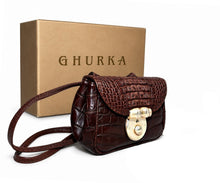 Load image into Gallery viewer, 1997 Ghurka Marley Hodgson Blixen Brown Alligator Skin &amp; Sterling Silver hardware Crossbody Bag
