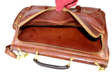 Load image into Gallery viewer, Vintage 1999 Ghurka Marley Hodgson Garrison No. 147 Chestnut Vintage Leather 38
