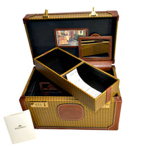 Load image into Gallery viewer, 1995 Vintage Ghurka Marley Hodgson Train Case No. 520 Derby Plaid
