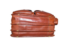 Load image into Gallery viewer, Vintage 1997 Ghurka Marley Hodgson Garrison No. 147 Chestnut Vintage Leather 38
