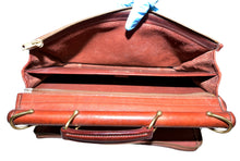 Load image into Gallery viewer, Vintage 1997 Ghurka Marley Hodgson Garrison No. 147 Chestnut Vintage Leather 38
