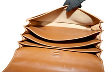 Load image into Gallery viewer, Vintage Ghurka Marley Hodgson No. 85 “The Barrister” – British Tan Saddle Leather Business Briefcase / Messenger Crossbody Bag
