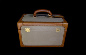 Ghurka Marley Hodgson Train Case No. 520